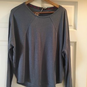 Long sleeve top